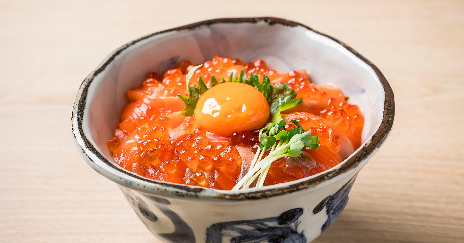 いくらとサーモン親子丼